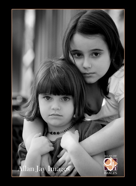 2 Sisters portraits